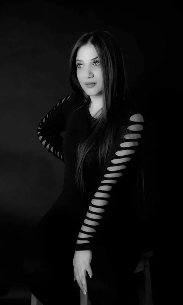 MARY MOVSISYAN